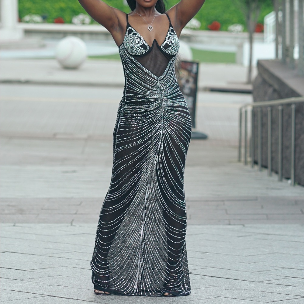 Black diamond dress